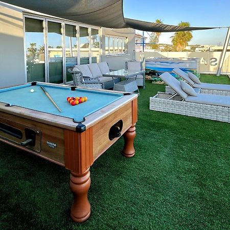 Sant Central Deluxe Apartments Ayia Napa Exteriör bild