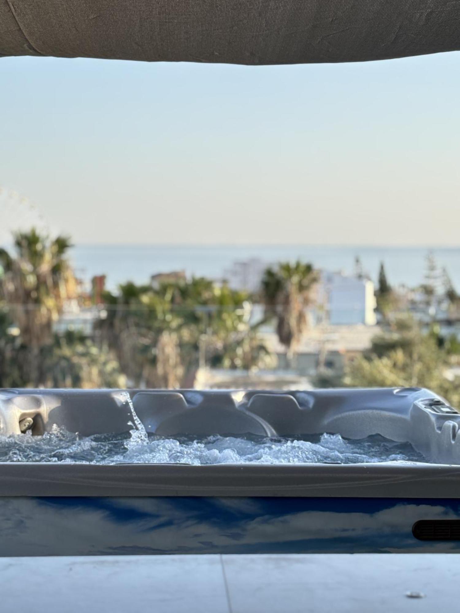 Sant Central Deluxe Apartments Ayia Napa Exteriör bild