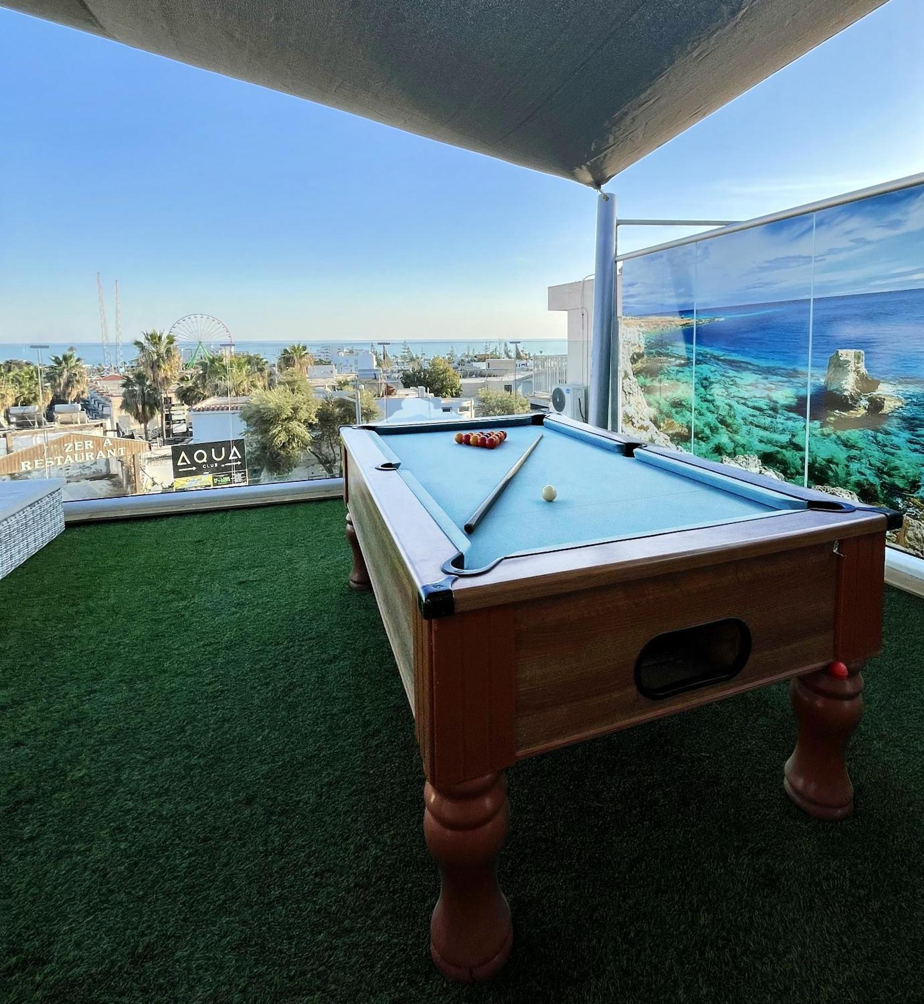 Sant Central Deluxe Apartments Ayia Napa Exteriör bild