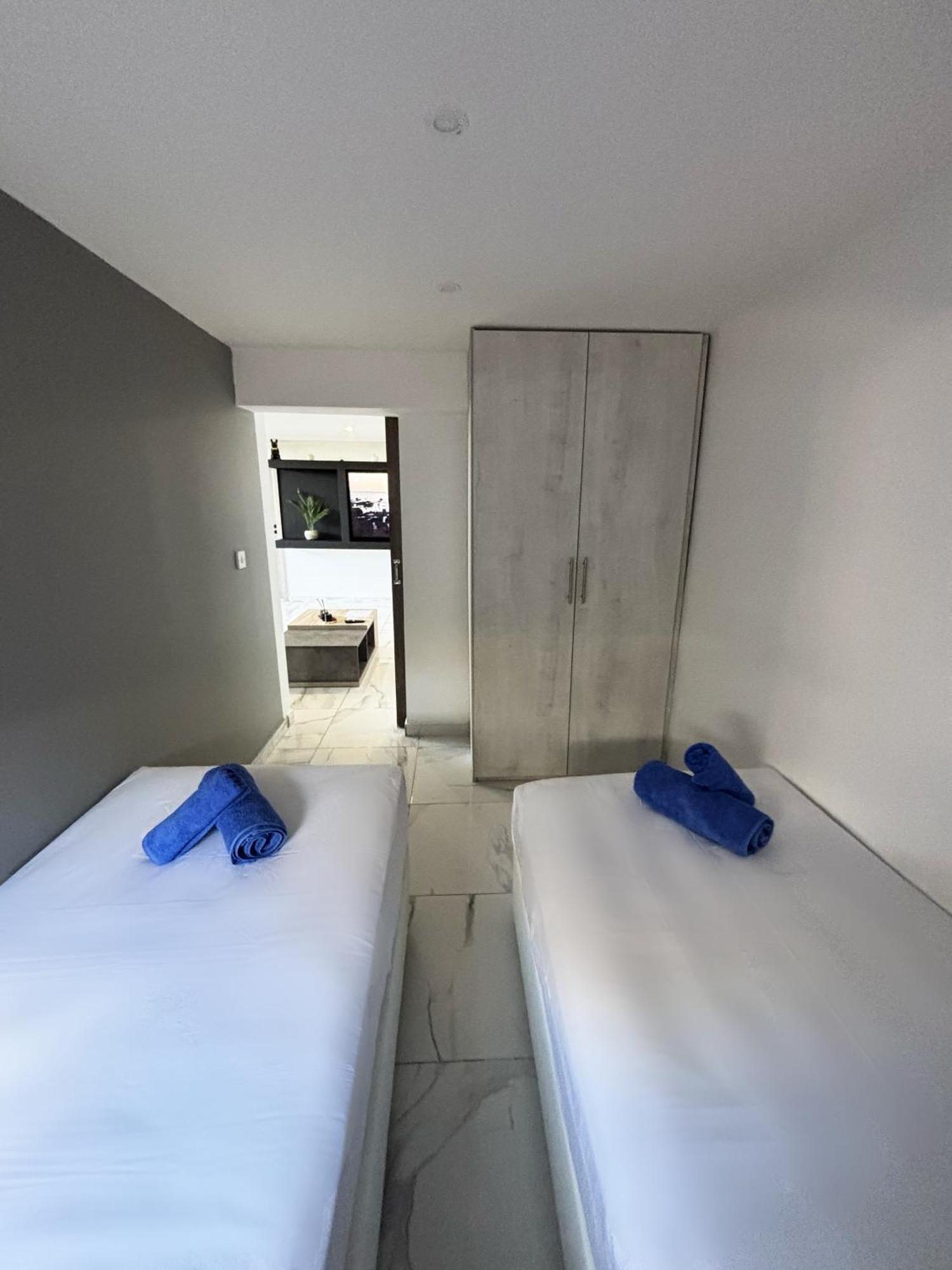Sant Central Deluxe Apartments Ayia Napa Exteriör bild