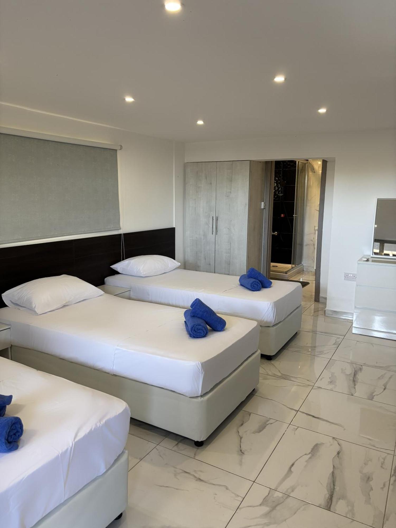 Sant Central Deluxe Apartments Ayia Napa Exteriör bild